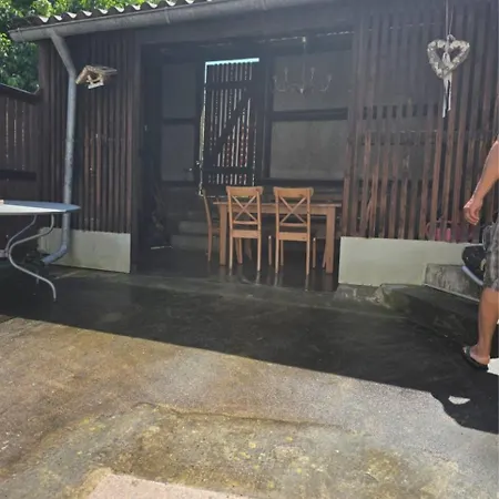 Apartament Monteur In *